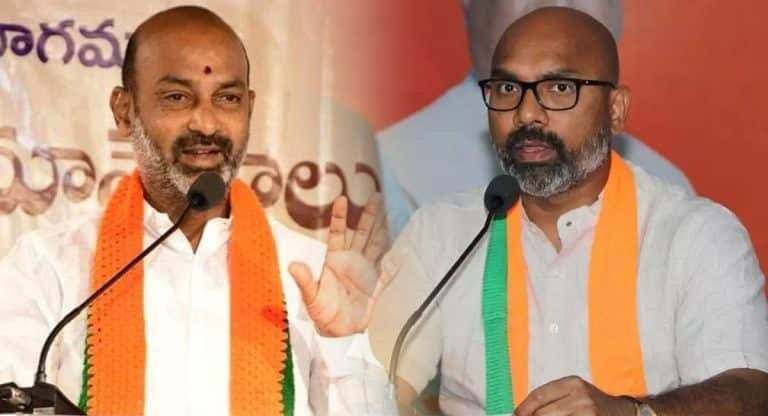 Bandi Sanjay : అర్వింద్ ఇంట్లోని దేవుళ్ల ఫోటోలపైనా దాడి చేశారు.. తీవ్రంగా ఖండించిన బండి సంజయ్