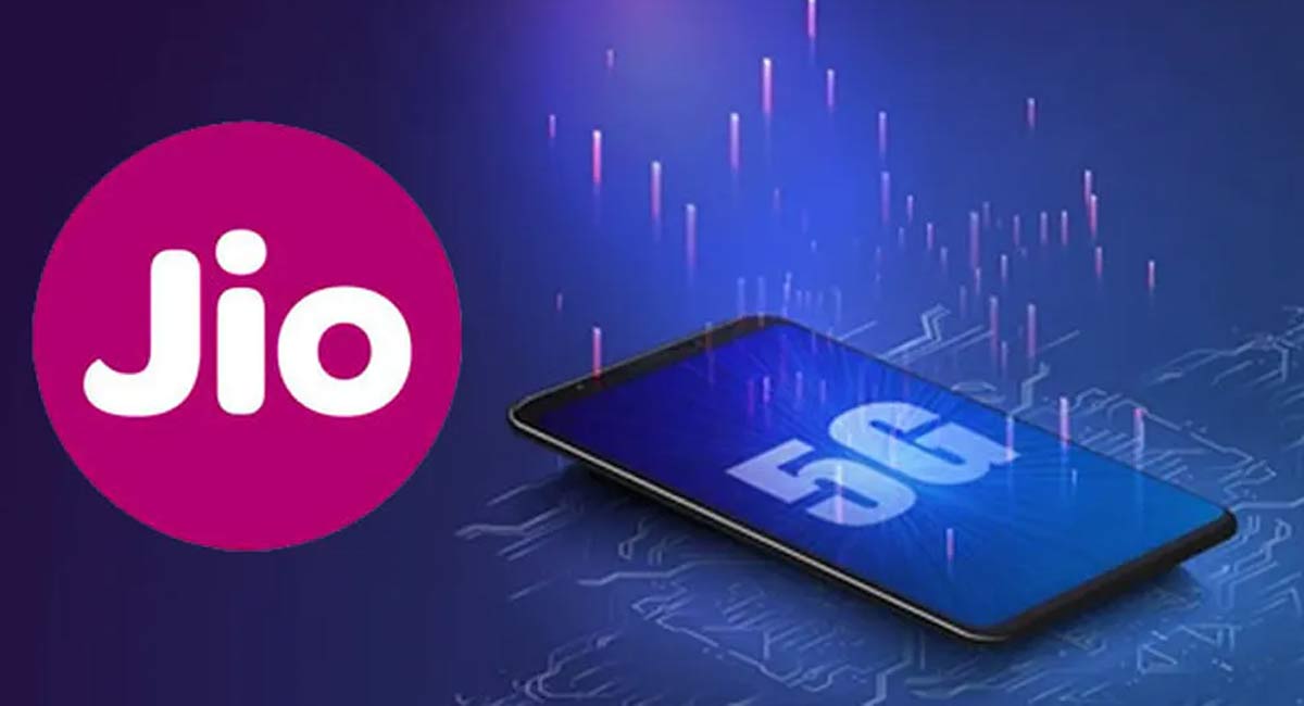 Jio : జియో యూజర్లకు బంపర్ ఆఫర్… ఫోన్ లో 5జీ సేవలను పొందండి ఇలా !