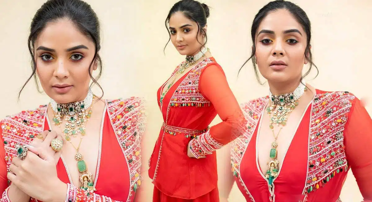 Sreemukhi Photoshoot for Dance Ikon Anchor