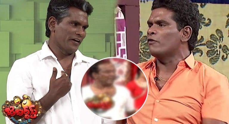 Chammak Chandra : చమ్మక్ చంద్ర ఎంత నీచుడో బయటపడింది .. చెప్పుతో కొట్టాలి అంటోన్న తోటి జబర్దస్త్ కమెడియన్… !