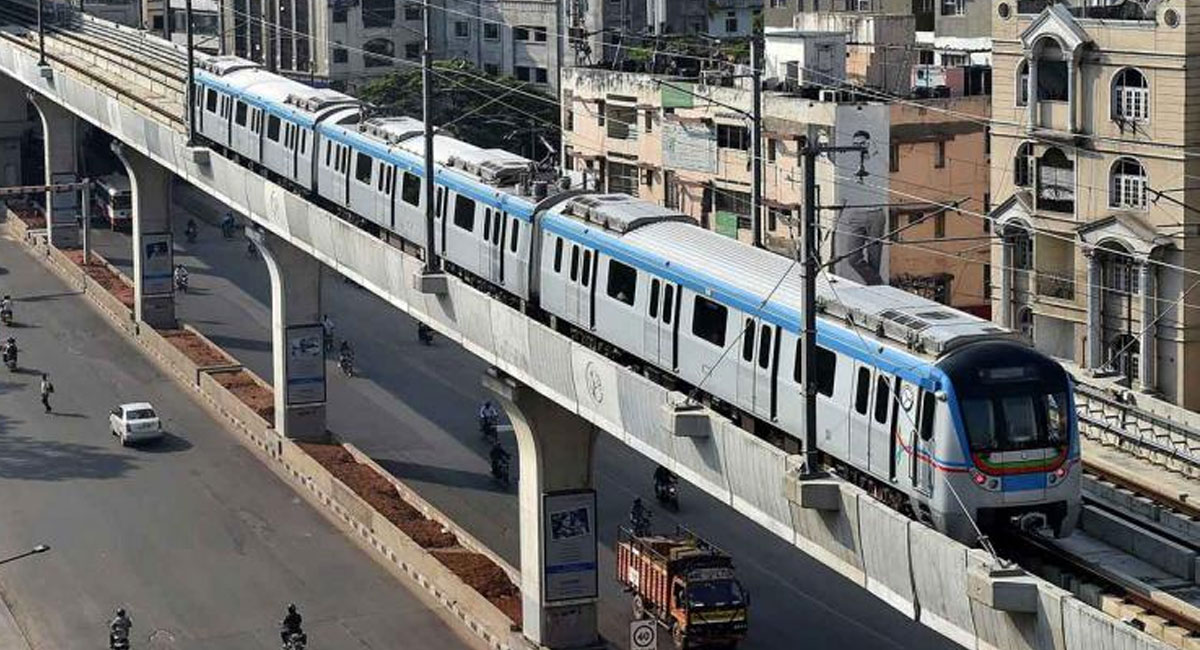 hyderabad metro to be extended till airport