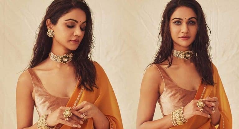 Allu Sneha Reddy : అల్లు కాంపౌండ్ లో మంటలు రేపేలా స్నేహా రెడ్డి అందాలు.. స్టార్ హీరోయిన్స్ కి ఏమాత్రం తీసిపోదబ్బా..!
