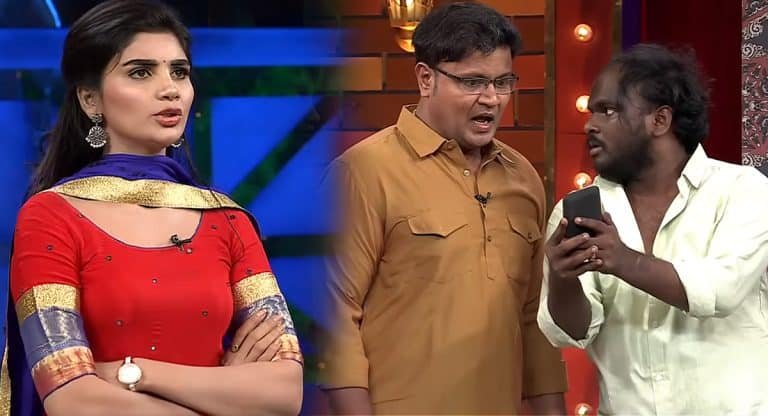 Jabardasth Varsha : ప్రియుడితో వర్ష సీక్రెట్ చాటింగ్.. ప్రూఫ్స్ తో సహా అన్నీ బయటపెట్టేసిన ఇమ్మాన్యుయేల్