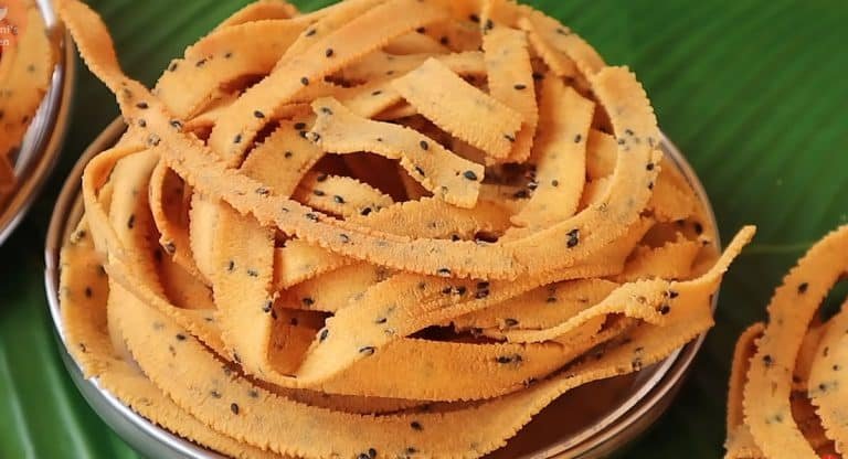 Ribbon Pakoda Recipe : అచ్చం స్వీట్ షాప్ లోది లాగానే .. కరకరలాడే రిబ్బన్ పకోడా .. ఎంతో ఈజీగా మీకోసం ..!!