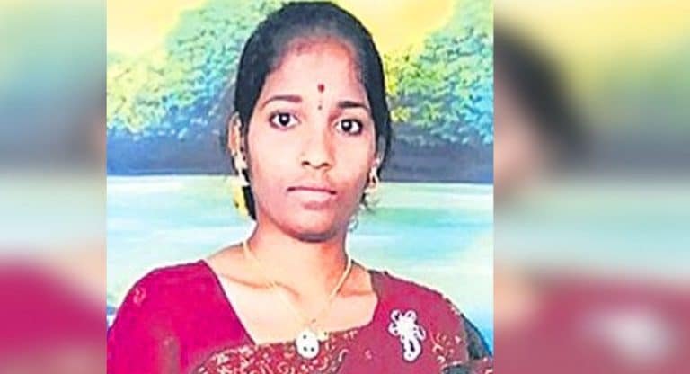 Crime News : పాల ప్యాకెట్ కోసం బయటికి వెళ్లిన యువతికి ఆ తర్వాత ఏం జరిగిందో తెలుసా?