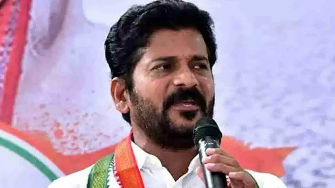 ప్రగతిభవన్‌‌ను గ్రానైడ్స్‌తో పేల్చివేయాలి… రేవంత్ రెడ్డి సంచలన వ్యాఖ్యలు