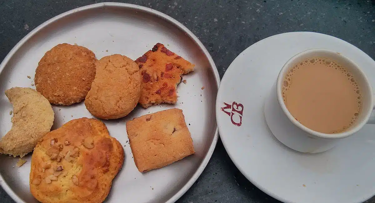 Avoid chai biscuit in the morning
