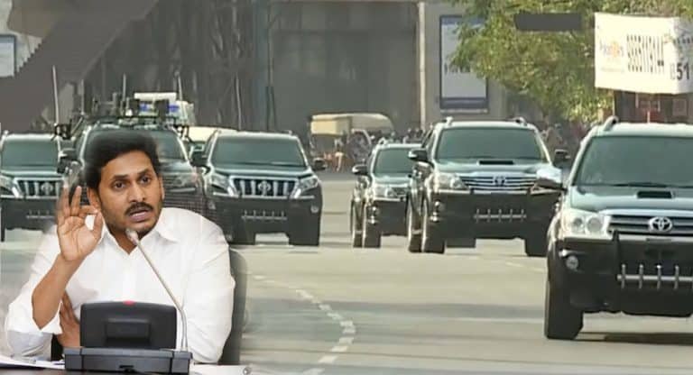 YS Jagan : హుటాహుటిన వైజాగ్ కి బయలుదేరిన జగన్ !