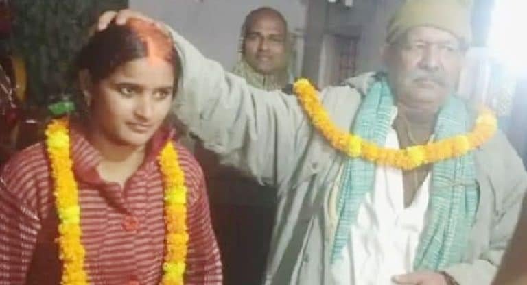 Viral News : కొడుకు పెళ్ళానికి తాళి కట్టిన మావ .. ప్రపంచంలో ఎక్కడా జరగని వింత ఇది !