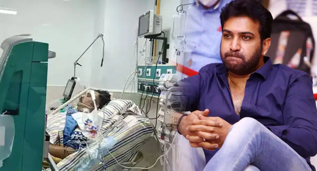 Jr NTR Crying Moment At Taraka Ratna Home