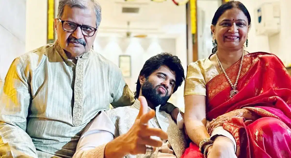 Vijay Deverakonda marriage issue his mother react
