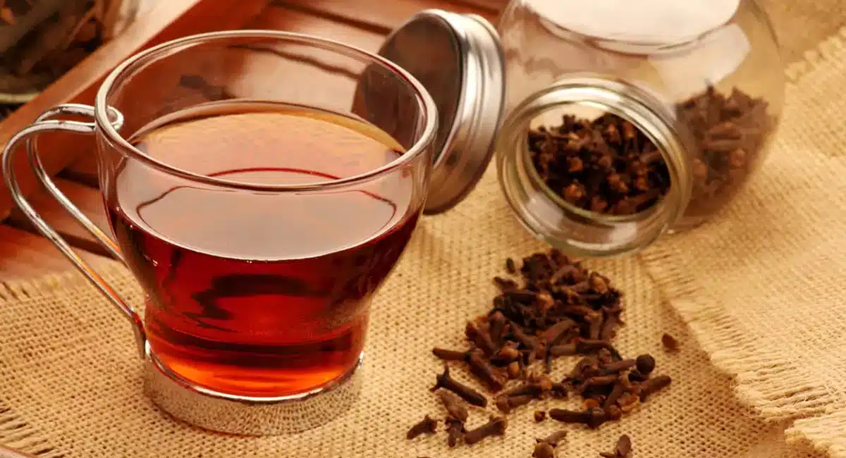 Health Benefits of clove tea and how to make it