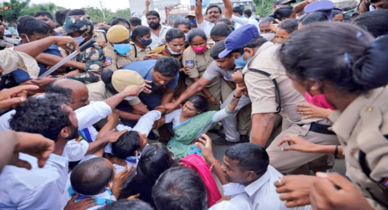 YS Sharmila : వైఎస్ షర్మిలని అరెస్ట్ చేయడం వెనక ఉన్న ముఖ్య ఉద్దేశం ఇదే?