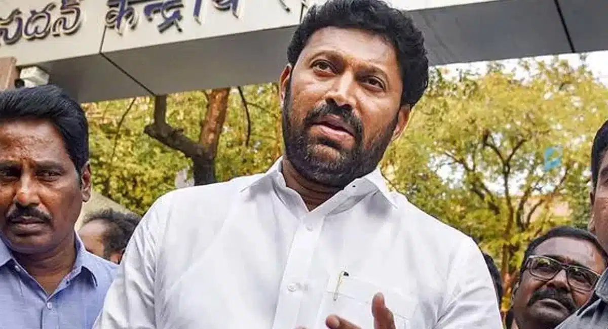 YS Avinash Reddy comments about cbi on ys viveka murder case