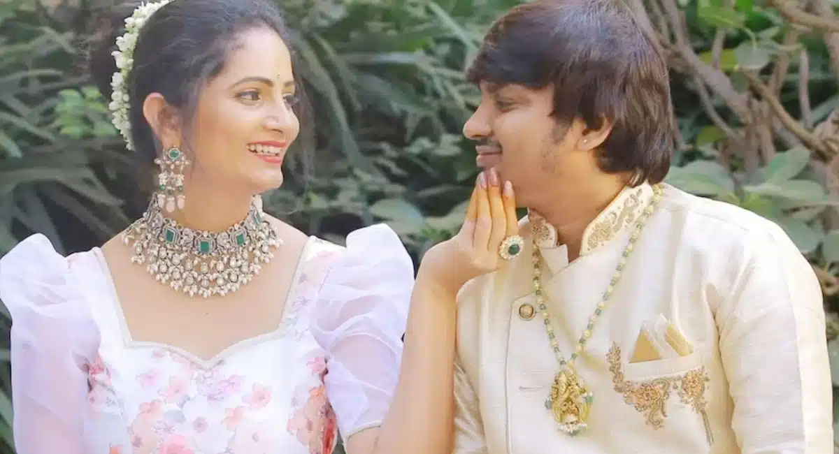 Jordar Sujatha Comments About Rocking Rakesh Details
