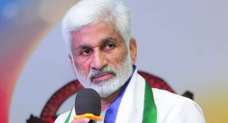 Vijayasai Reddy : ఫార్మ్ లోకి వచ్చేసిన సాయన్న .. వైసీపీ క్యాడర్ ఖుషీ ఖుషీ !