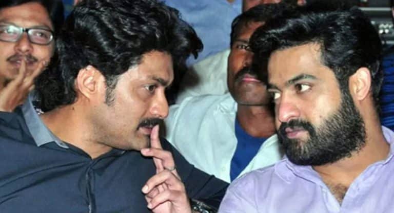 Jr NTR – Kalyan Ram : జూనియర్ ఎన్టీఆర్ కీ , కళ్యాణ్ రాం ఇద్దరికీ పిచ్చ కోపం తెప్పించిన హీరో నిఖిల్ !