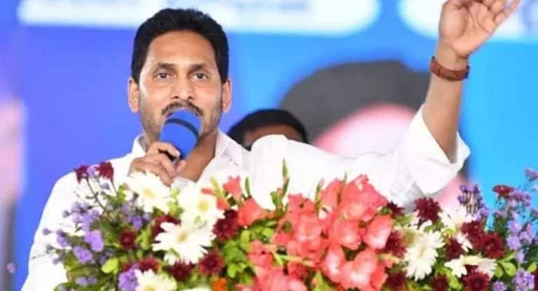Ys Jagan : సీఎం జగన్ బందరు పోర్టు పనులు ప్రారంభిస్తూ.. కృష్ణాజిల్లా చరిత్రను మార్చే అస్త్రం…!