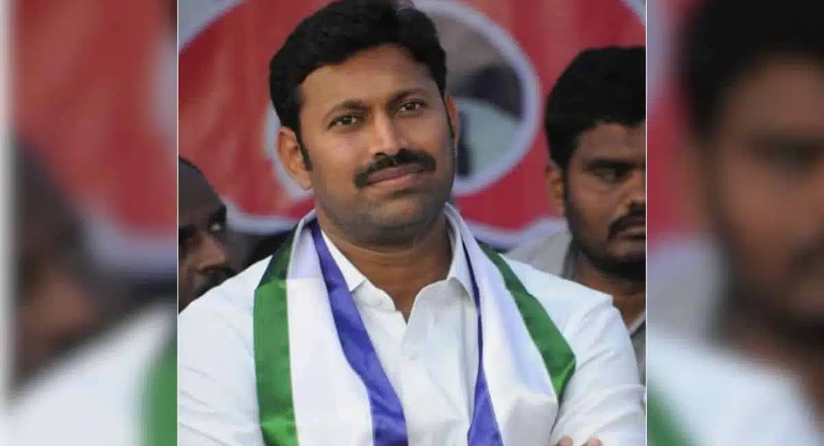 mp avinash reddy gets bail in ys viveka murder case