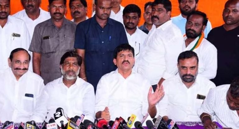 కాంగ్రెస్ లోకి పొంగులేటి.. మారుతున్న తెలంగాణ రాజకీయ ముఖచిత్రం..!!