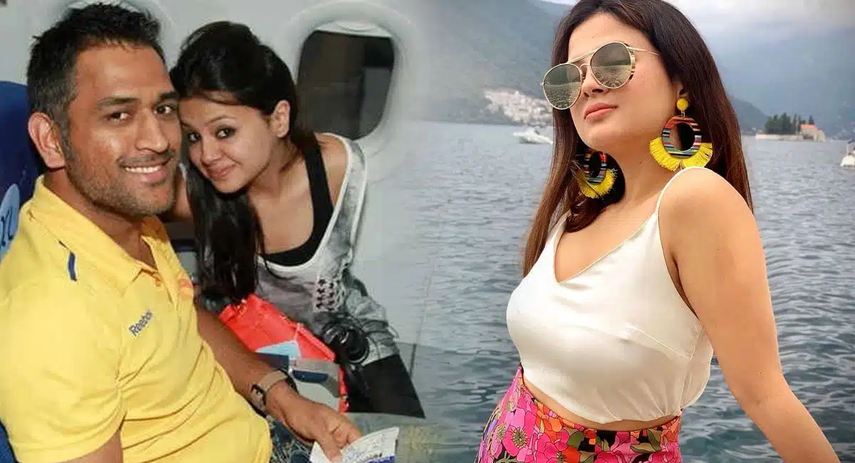 dhoni wife sakshi viral comments on her husband video viral