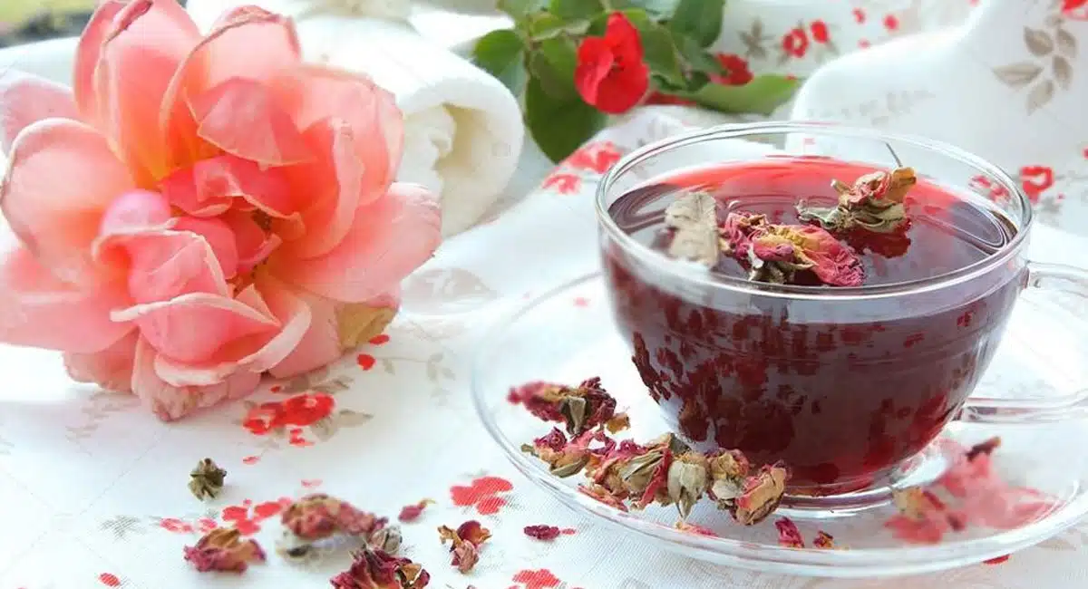 health benefits of rose tea