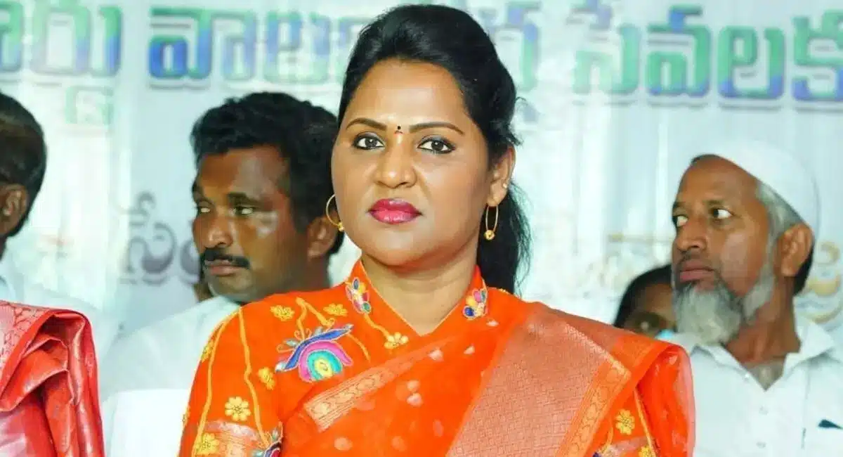 from which constituency undavalli sridevi is contesting