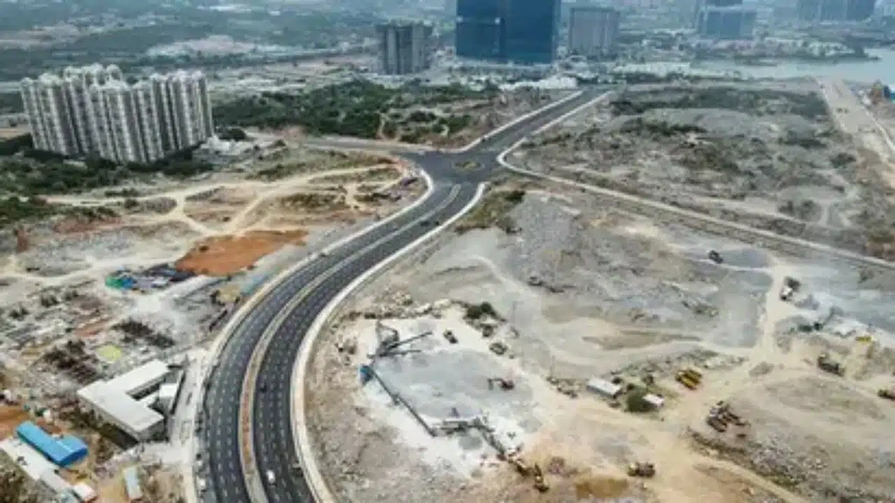 Kokapet Land Auction: హైదరాబాద్ లో కోకాపేట భూములకు అంత డిమాండ్ ఎందుకు..? ఎకరా 100 కోట్లు..!!