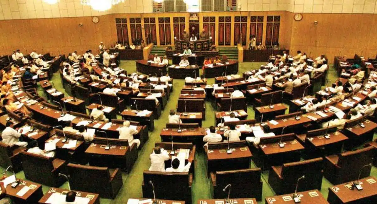 mention of ysr and jagan names in telangana assembly