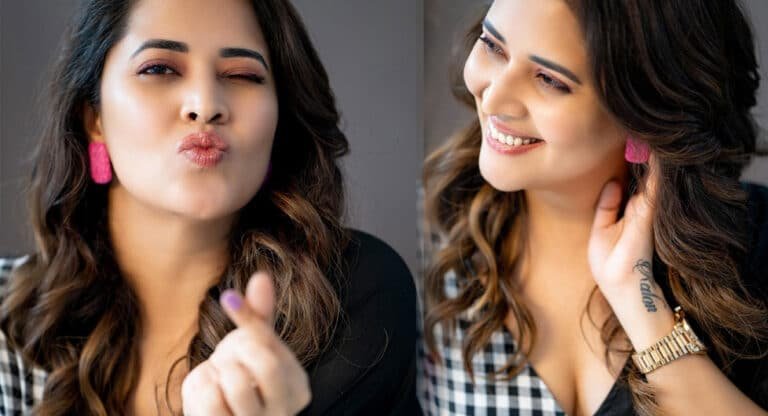 Anasuya : కసి చూపులతో బ్లాక్ అండ్ వైట్ డ్రెస్ లో.. పై షర్టు బటన్స్ విప్పి చూపిస్తున్న అనసూయ..!!