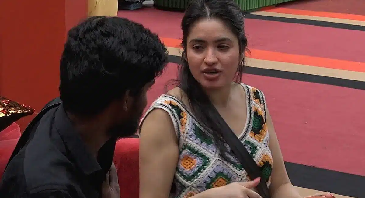 pallavi prashanth and rathika rose are in love in bigg boss 7