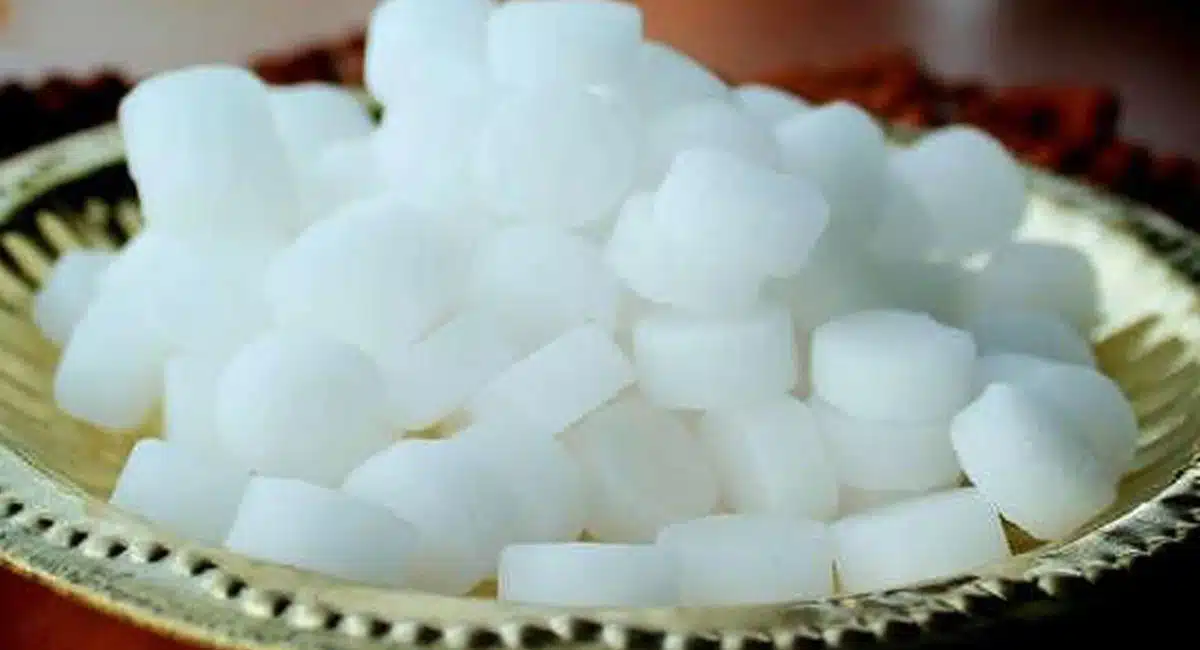 you keep camphor in your pocket like this get wealth