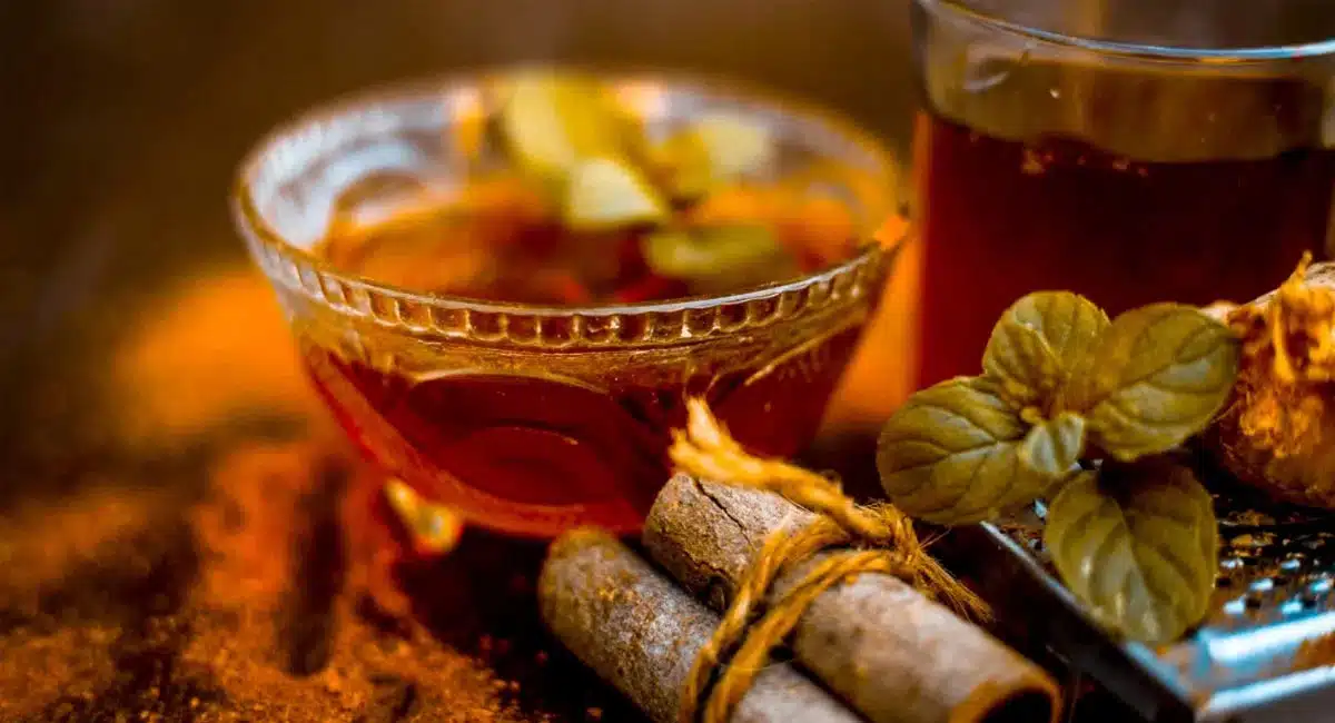 Drink this tea every day and keep a check on diabetes like this