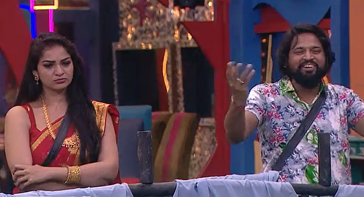Bhole shavali and ashwini targeted in bigg boss house