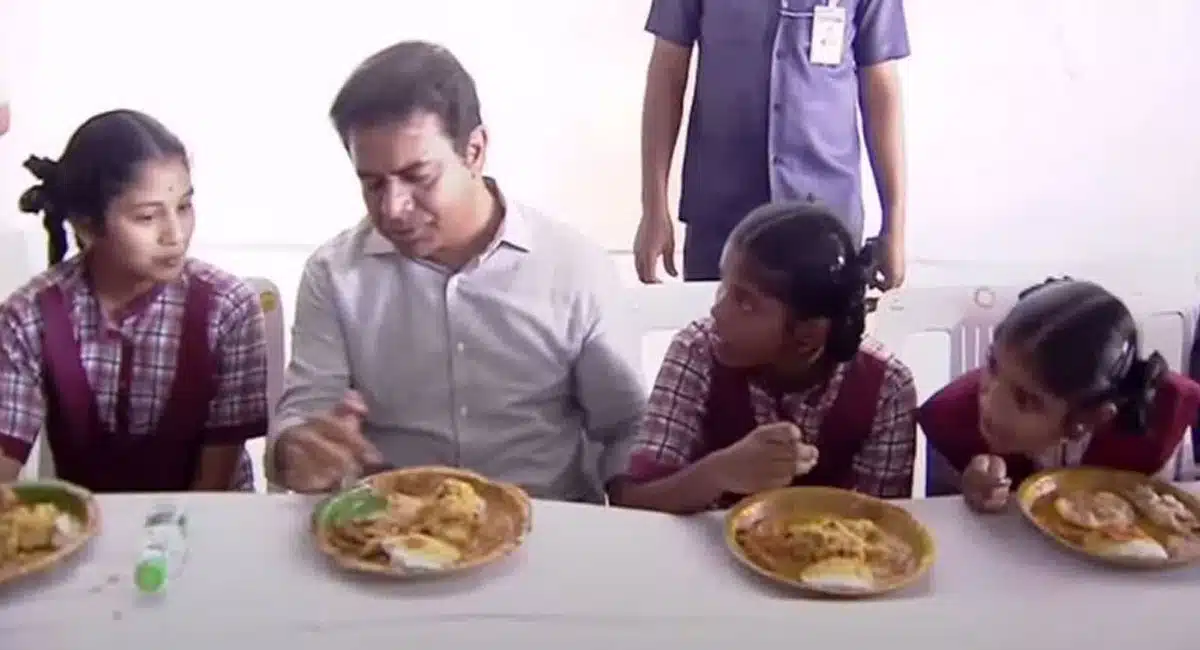 minister ktr launches cm breakfast scheme in westmaredpally govt school