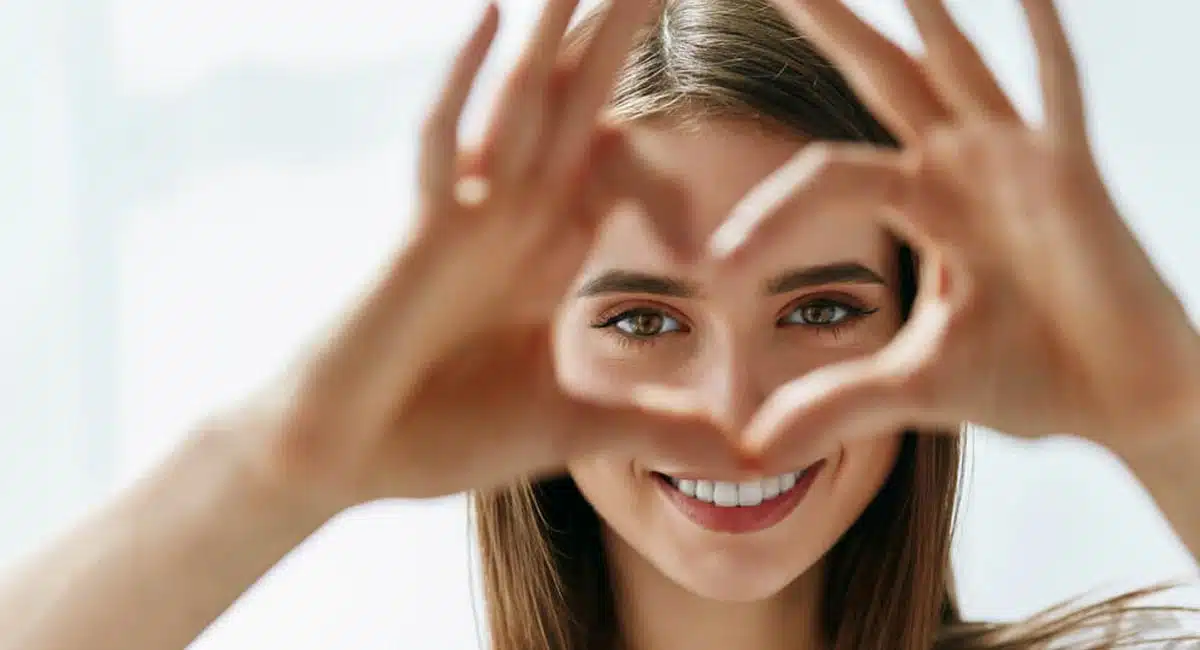 Eye Care : కళ్ళకి కాటుక పెట్టుకునేటప్పుడు ఈ జాగ్రత్తలు తీసుకోకపోతే మీ కళ్ళు ప్రమాదంలో పడినట్లే…!!