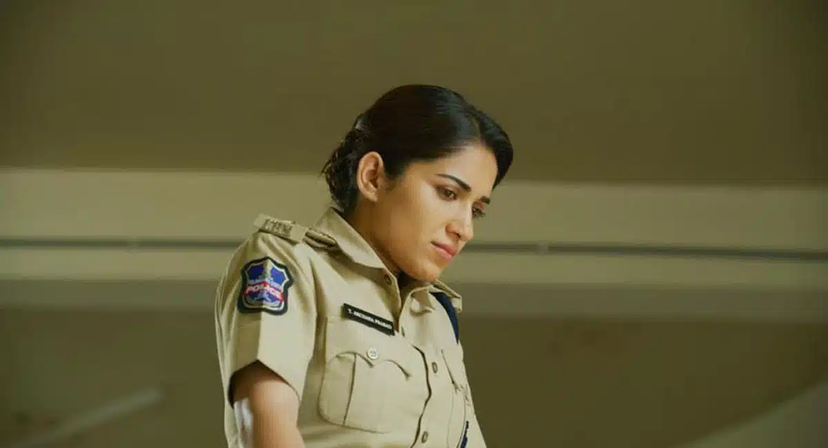 ఆరు వారాలైనా అమెజాన్ ప్రైమ్‌లో ట్రెండ్ అవుతున్న రుహానీ శర్మ Her - Chapter 1