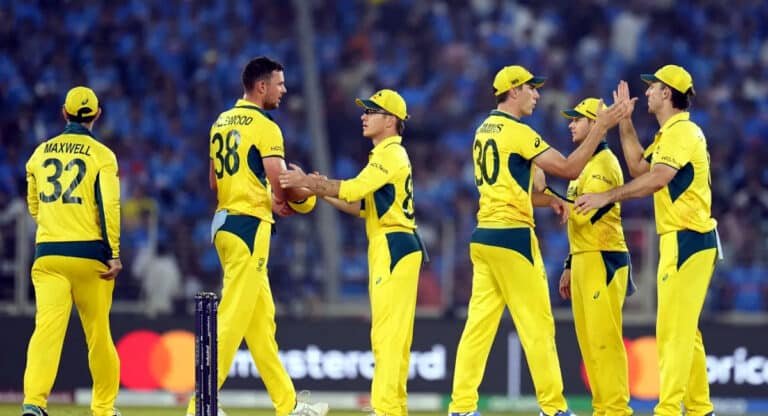 India vs Australia Final 2023 : ఆస్ట్రేలియా టార్గెట్ 241.. అయినా భార‌త్ గెలిచే చాన్స్‌..!