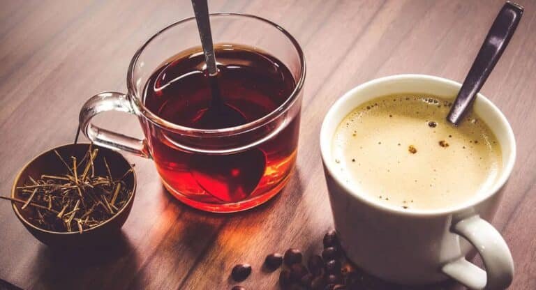Tea Side Effects : టీ, కాఫీలు గురించి బయటపడ్డ భయంకర రహస్యం.. ఉదయాన్నే టీ, కాఫీలు తాగుతున్నారా… ఈ విషయం తెలిస్తే చచ్చిన తాగరు..!