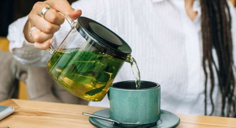 Green Tea : ఈ గ్రీన్ టీ తాగితే బరువు ఈజీగా తగ్గుతారు.. కానీ ఇలా చేస్తేనే…!
