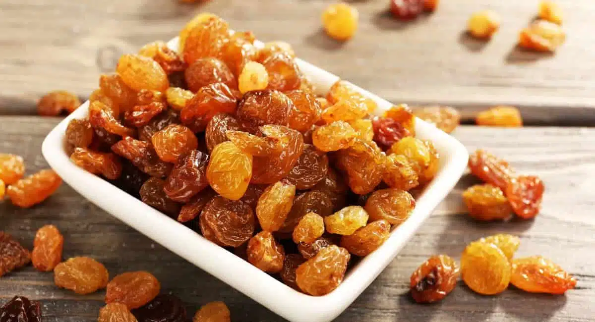 Dry Raisins : ఎండు ద్రాక్ష నమ్మలేని నిజాలు.. తెలిస్తే షాక్ అవుతారు...!