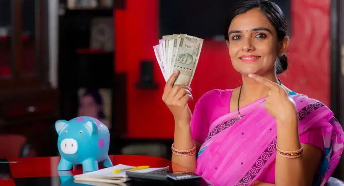 Womens : తెలంగాణ మహిళలకు రాష్ట్ర ప్రభుత్వం శుభవార్త... అలాంటి వారికి 2.5 లక్షల రుణ సదుపాయం..!
