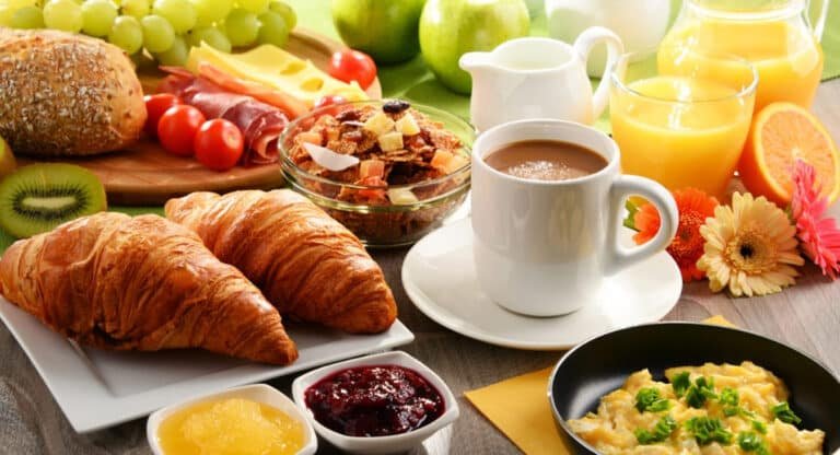 Breakfast : మార్నింగ్ బ్రేక్ ఫాస్ట్ లో ఖ‌చ్చితంగా తినకూడని ఆహార పదార్థాలు ఇవే…!