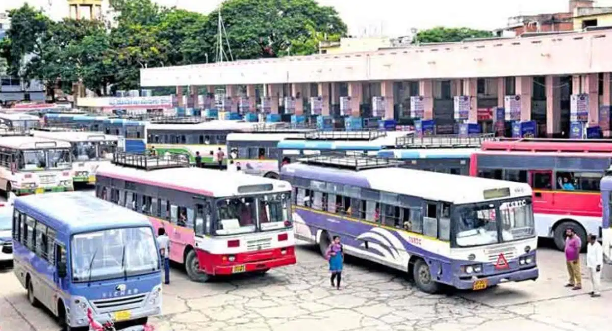 Free Travel Effect : ఉచిత ప్రయాణం ఎఫెక్ట్.. రేపటి నుంచి బస్సులన్ని బంద్..!!