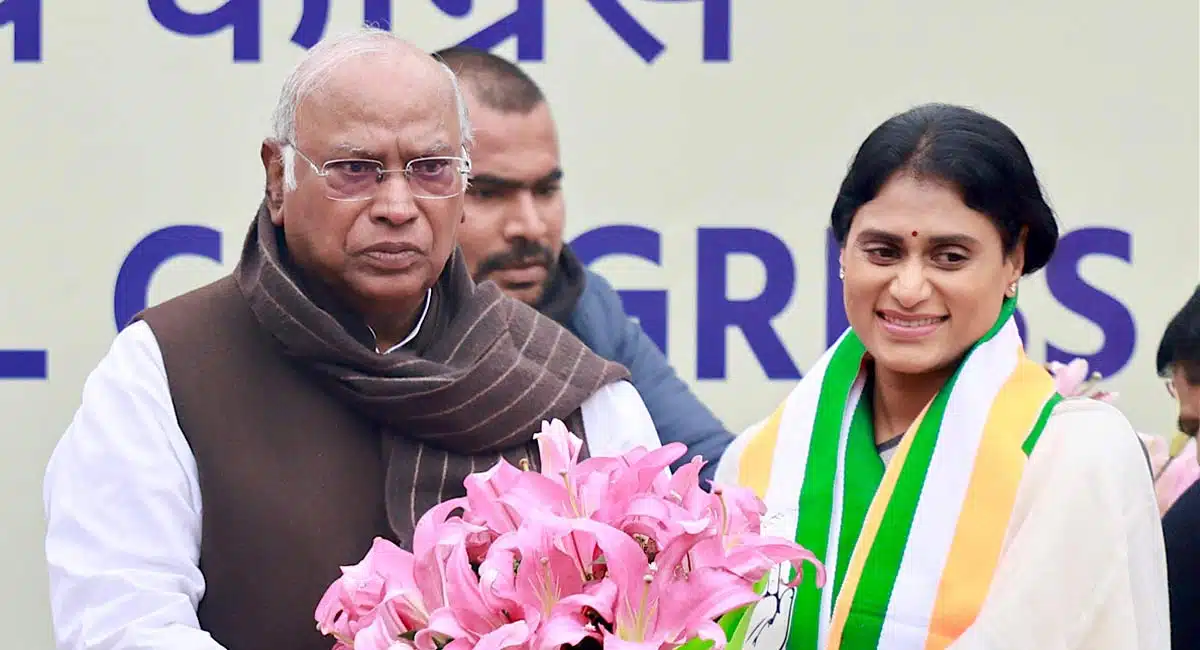 AP Congress : YSR కుటుంబం లేకుంటే కాంగ్రెస్ గెల‌వ‌లేదా..?