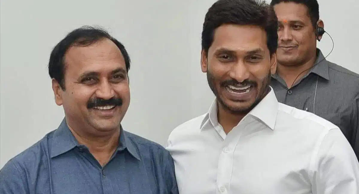 Alla Ramakrishna Reddy : వైయస్ షర్మిలకు భారీ షాక్... మళ్లీ వైసీపీకి లోకి చేరనున్న ఎమ్మెల్యే ఆళ్ల రామకృష్ణారెడ్డి..!