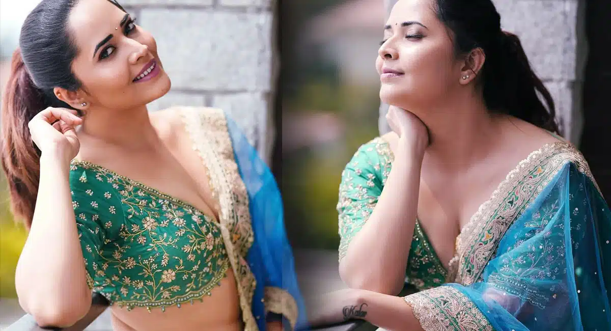Anasuya Bharadwaj : గ్లామ‌ర్ షో నీకు నువ్వే సాటీ.. గ్రీన్‌సారీలో ట్రెడిష‌న‌ల్ లుక్ లో అన‌సూయ లేటెస్ట్ ఫిక్స్‌..!