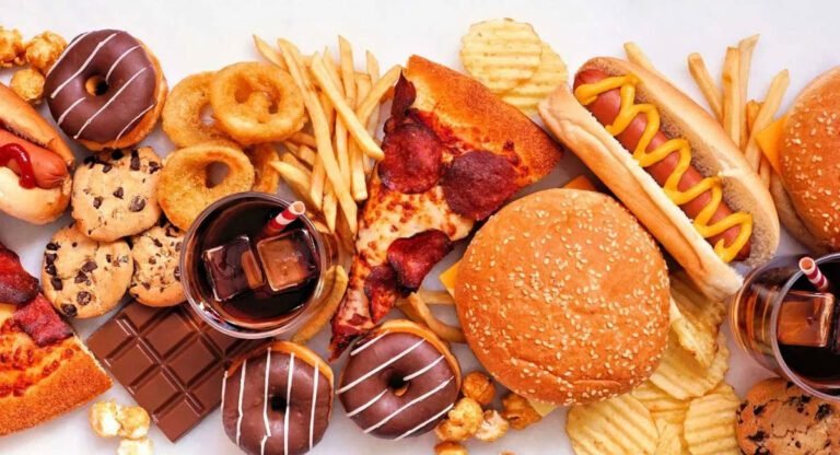 Junk Food : వామ్మో… వీటిని తింటున్నారా..? అయితే యమలోకానికి టికెట్ కొనుక్కున్నట్టే…!