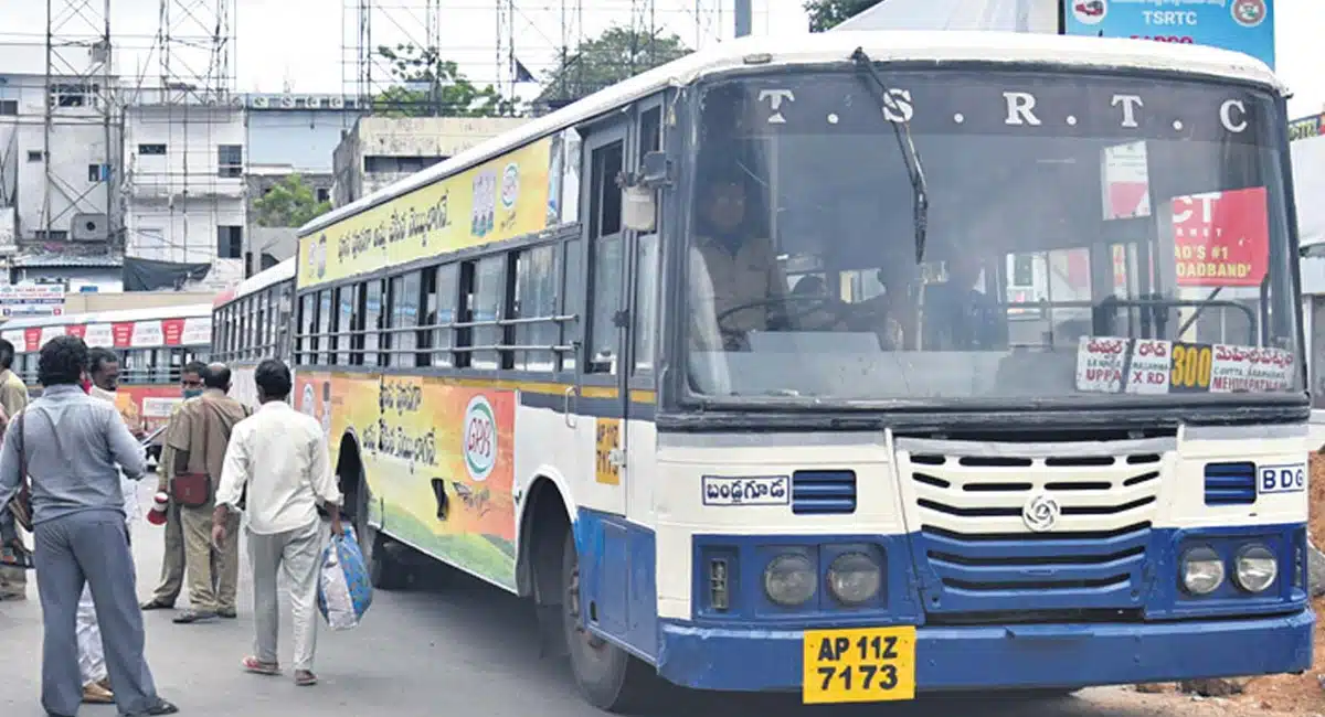 TSRTC : ఇక మగవారికి నో టెన్షన్.. మహిళలతో పాటు పురుషులకు కూడా ఈ ఛాన్స్... ప్రభుత్వం కీలక నిర్ణయం...!