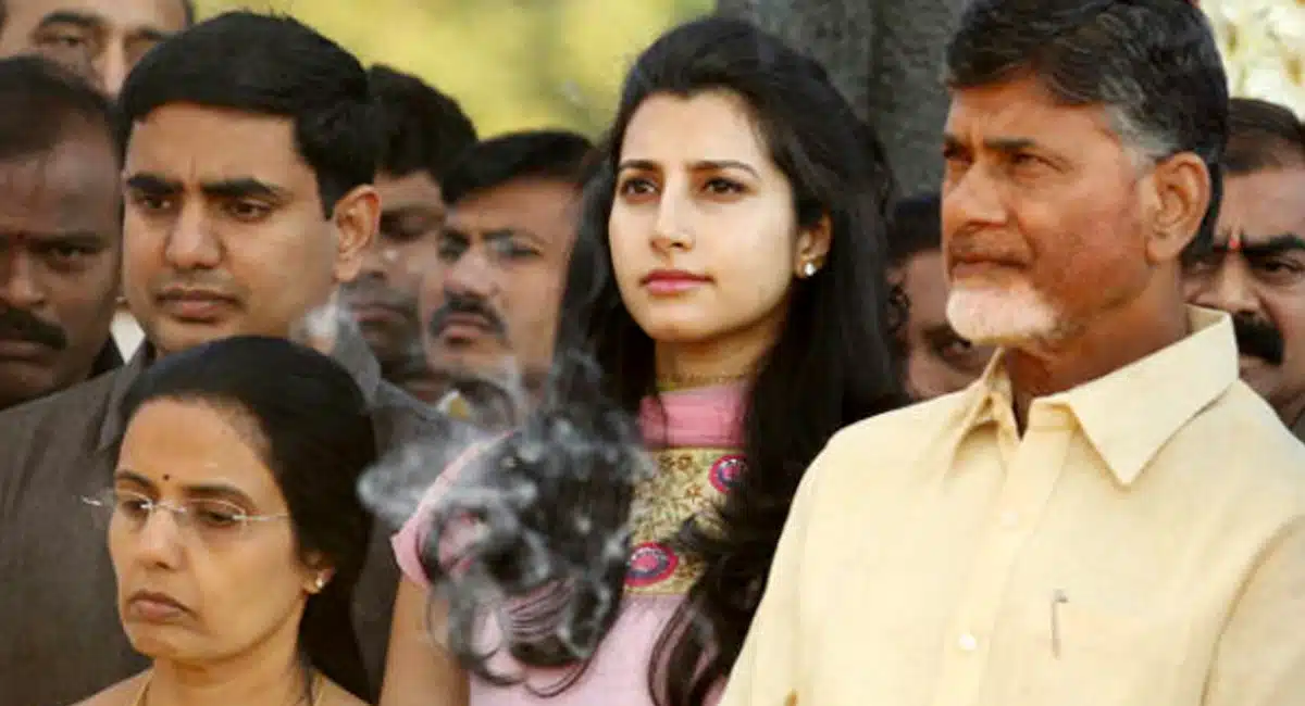 TDP : టిడిపి వర్గాలలో కనిపిస్తున్న అసంతృప్తి... మాకు మాత్రం ఒక టికెట్... బాబు కుటుంబానికి నాలుగా..?